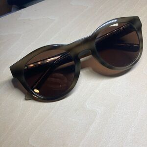 Maui Jim sunglasses- dark green tortoise shell